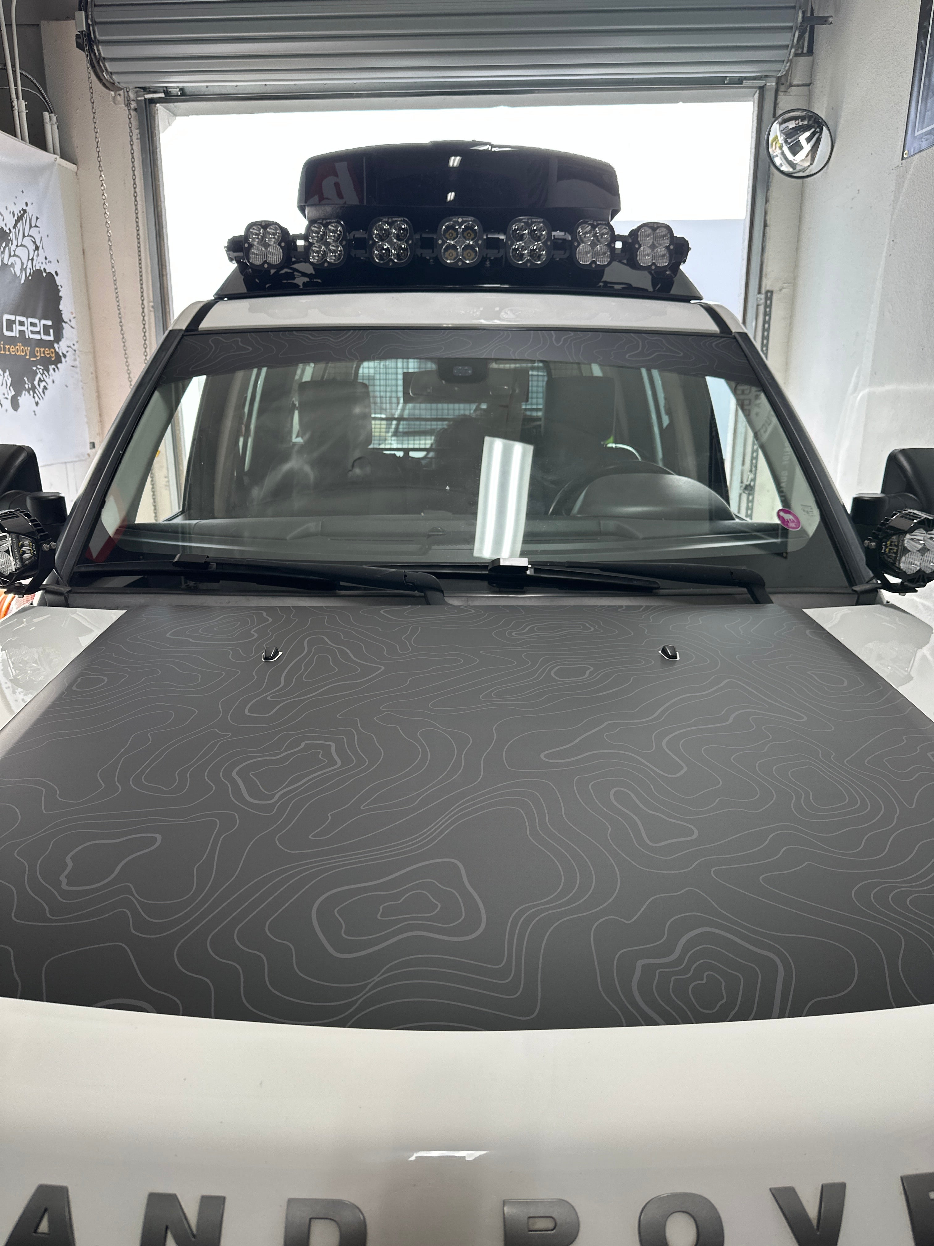 Land Rover Discovery LR4 Hood Stamp – BEYOND WRAPS